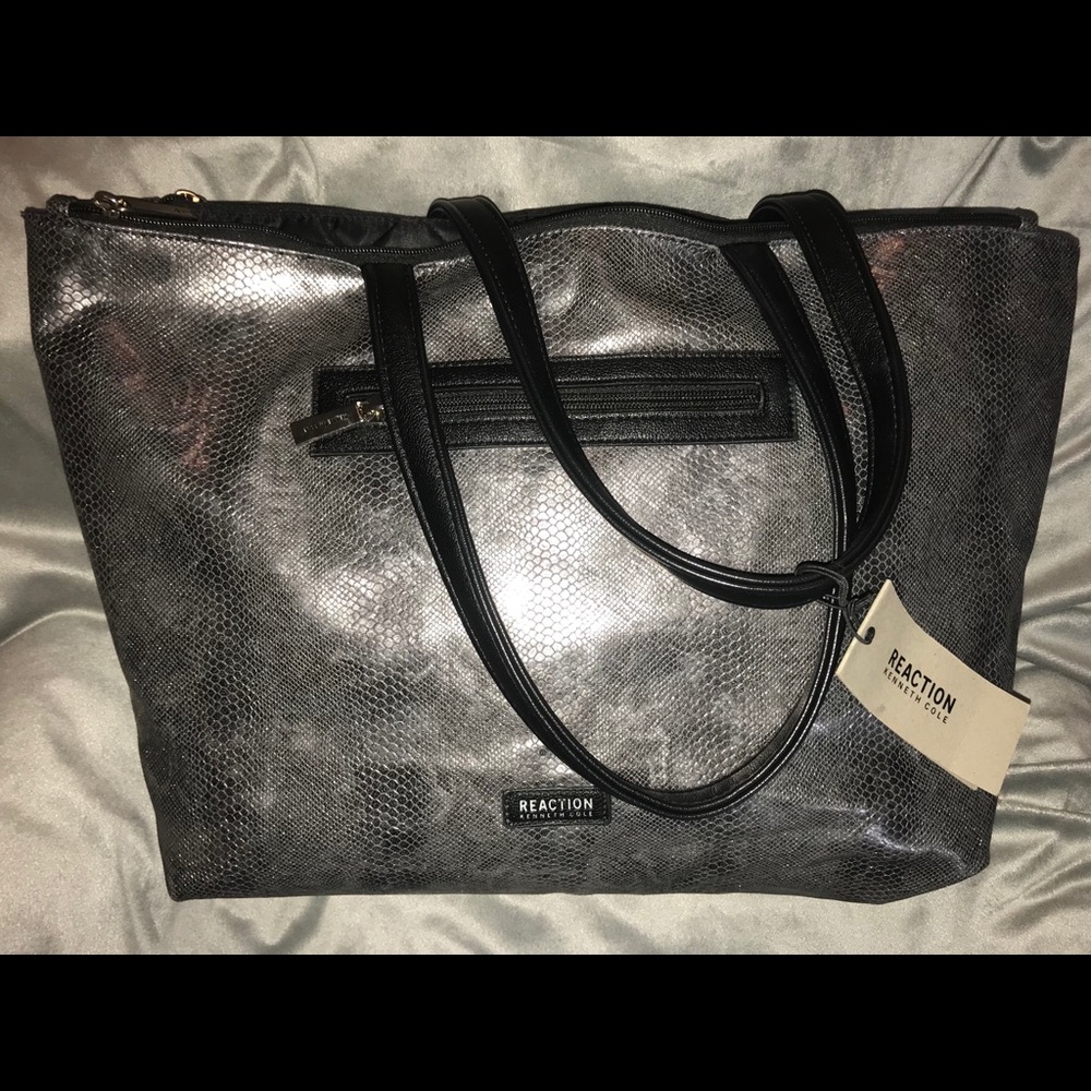 Kenneth Cole Extra Large Tote Shoulder Bag.